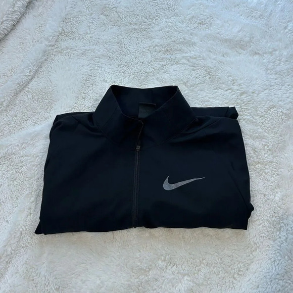 Nike Other - Men’s Black Nike Wind Breaker- Size Small